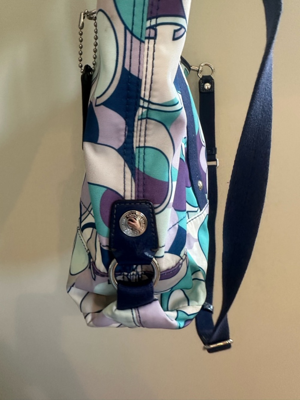 Coach Kyra Signature Scarf Print Nylon Tote Shoulder Bag EUC - Picture 4 of 9